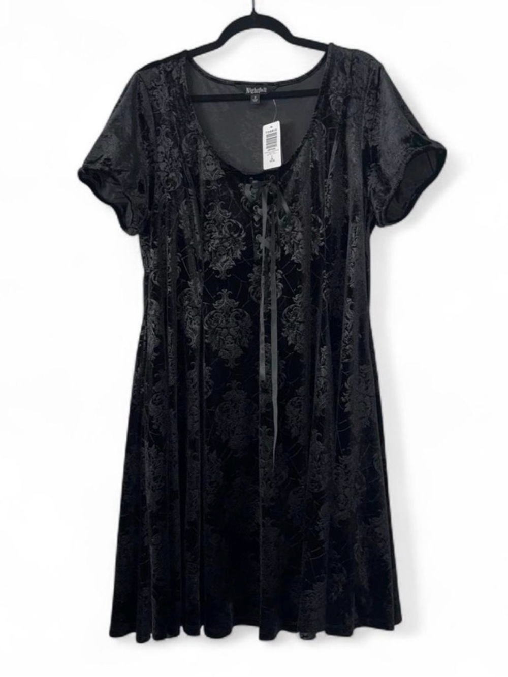 NWT Torrid Nightfall Plus Size 2x Black Velvet Dress with Embossed Skull Print